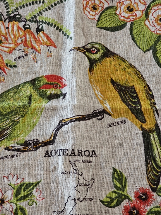 Other - Vintage New Zealand Souvenir Linen Tablecloth – Native Birds & Flora Art